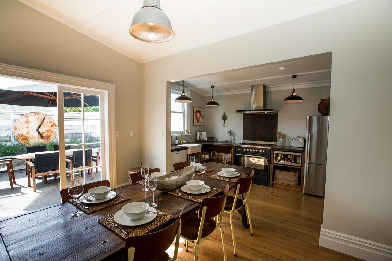 Coghill Cottage Whitianga Exterior foto