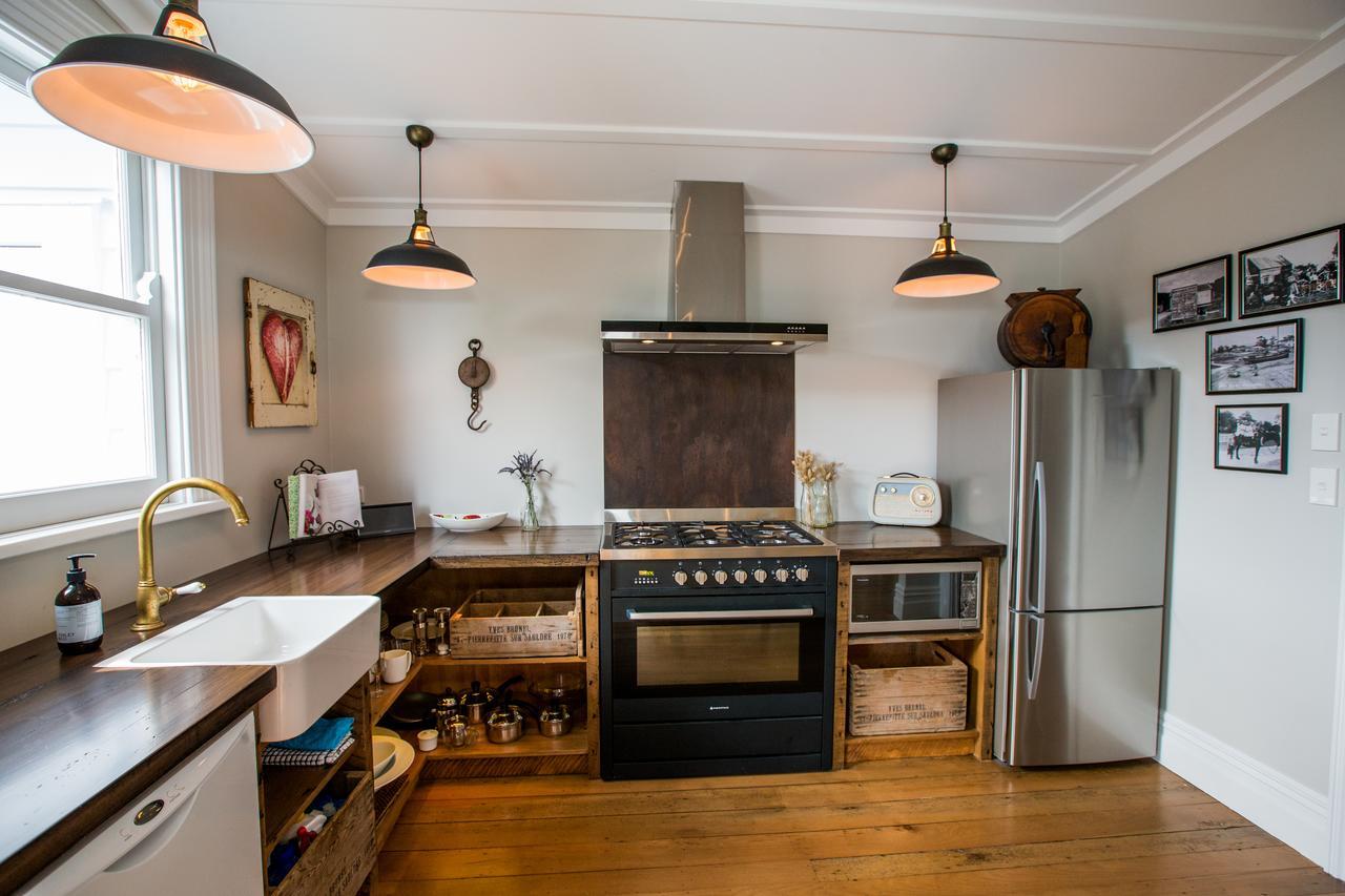 Coghill Cottage Whitianga Exterior foto